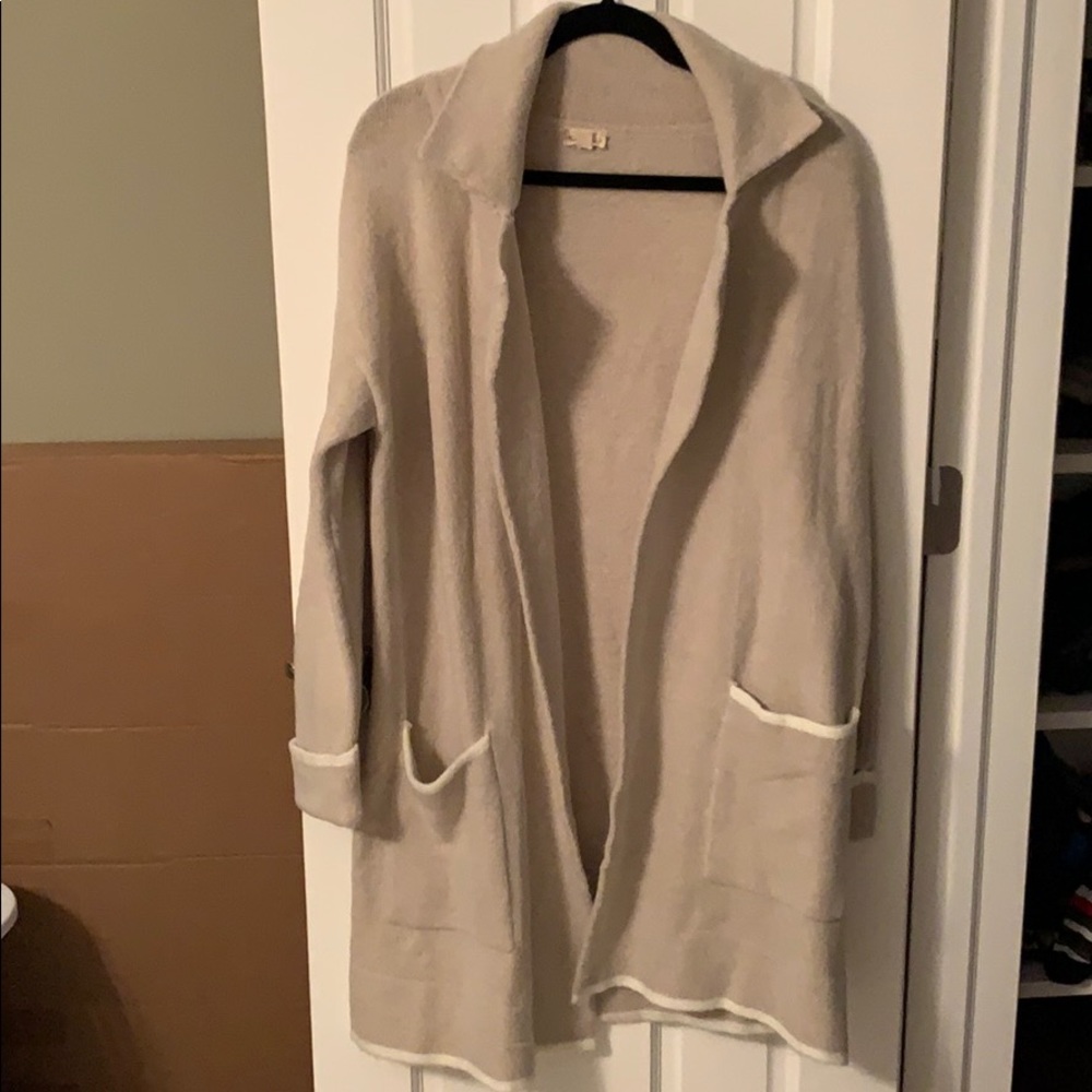 Sweater cardigan